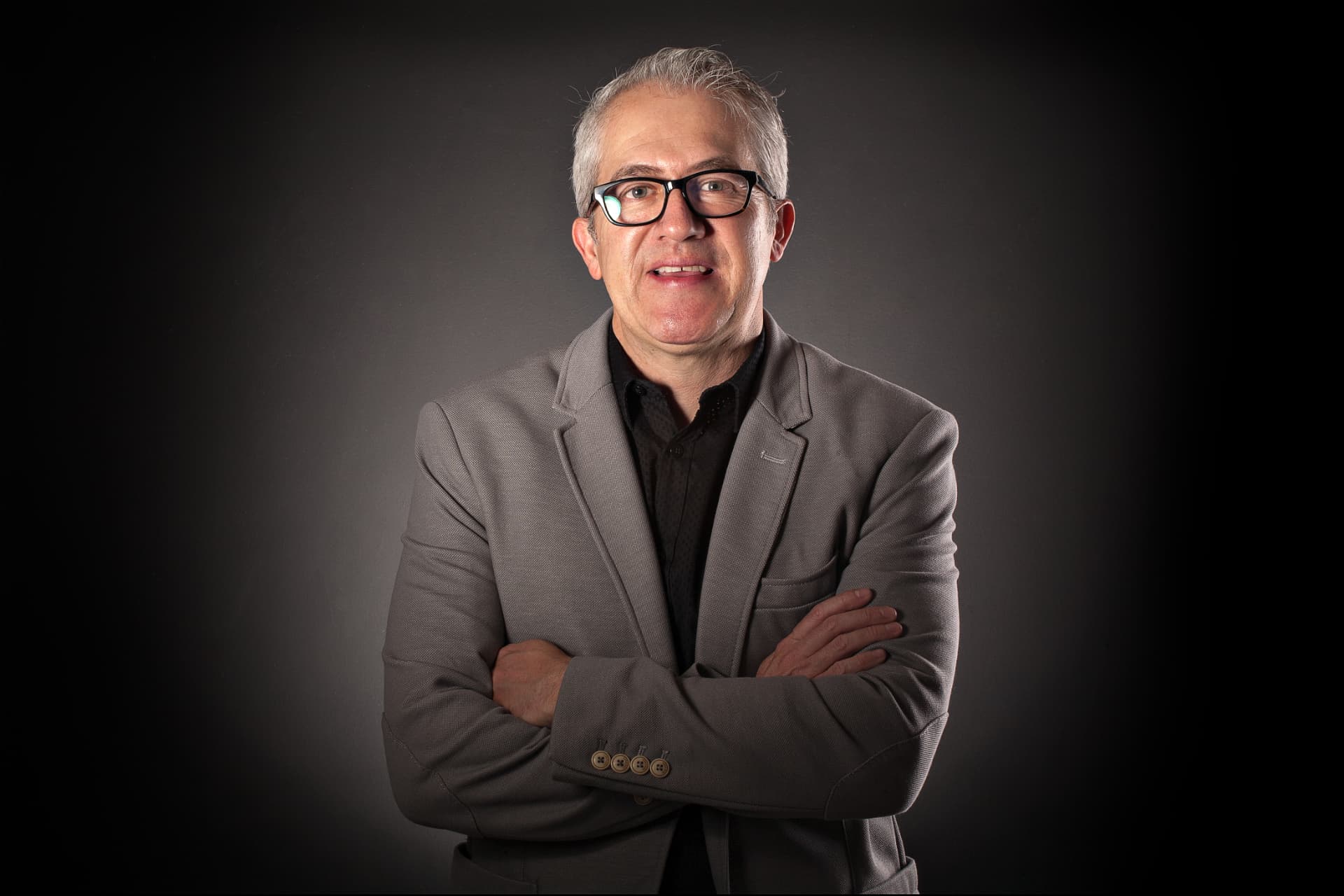 Edgady Aponte — El Negocio de UNO